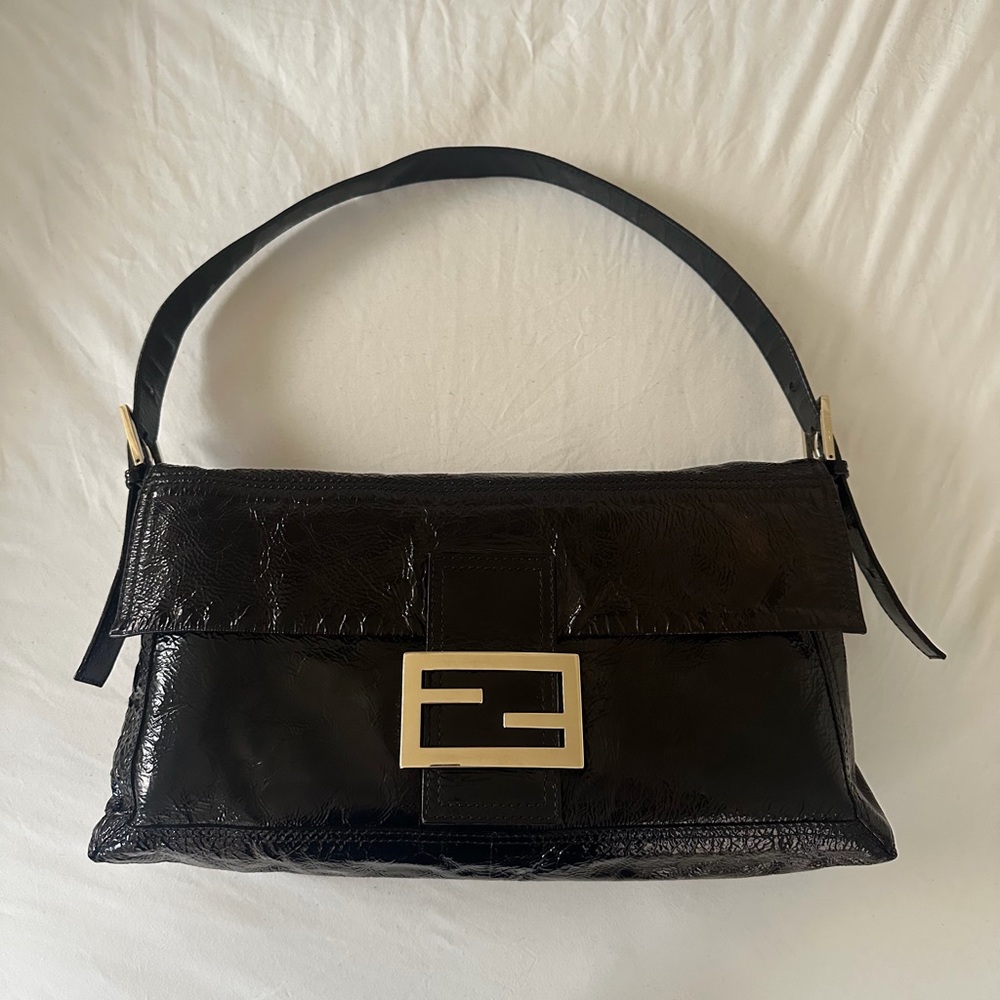 Fendi Maxi Baguette Black Crinkle Patent Leather
